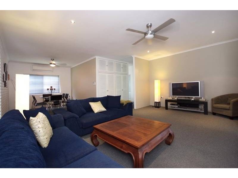 4 Norris Street, Whitfield QLD 4870