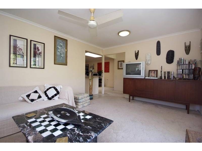 14 Ponticello Street, Whitfield QLD 4870