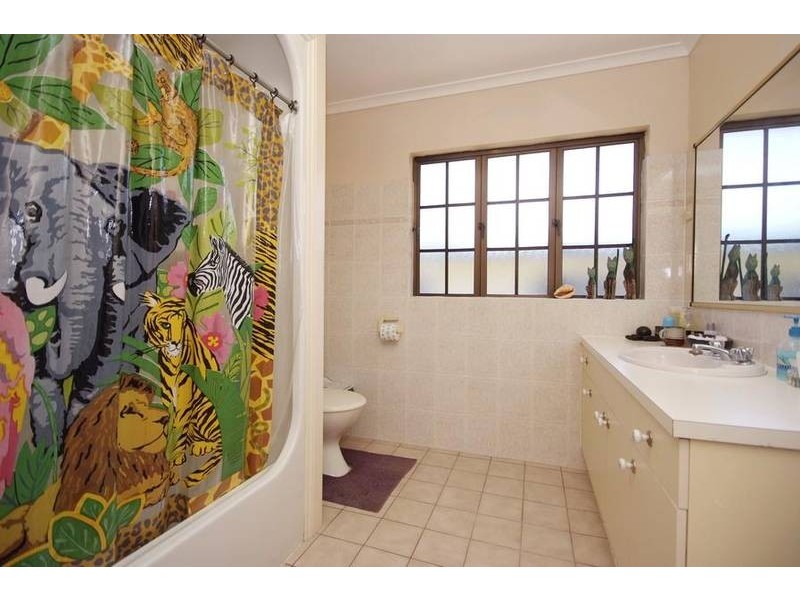 14 Ponticello Street, Whitfield QLD 4870