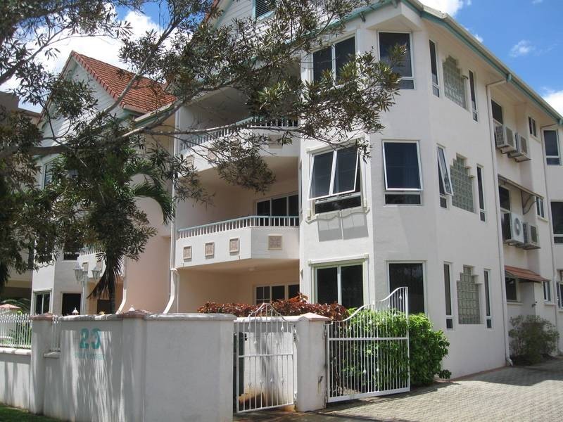 3/23 Digger Street, Cairns North QLD 4870