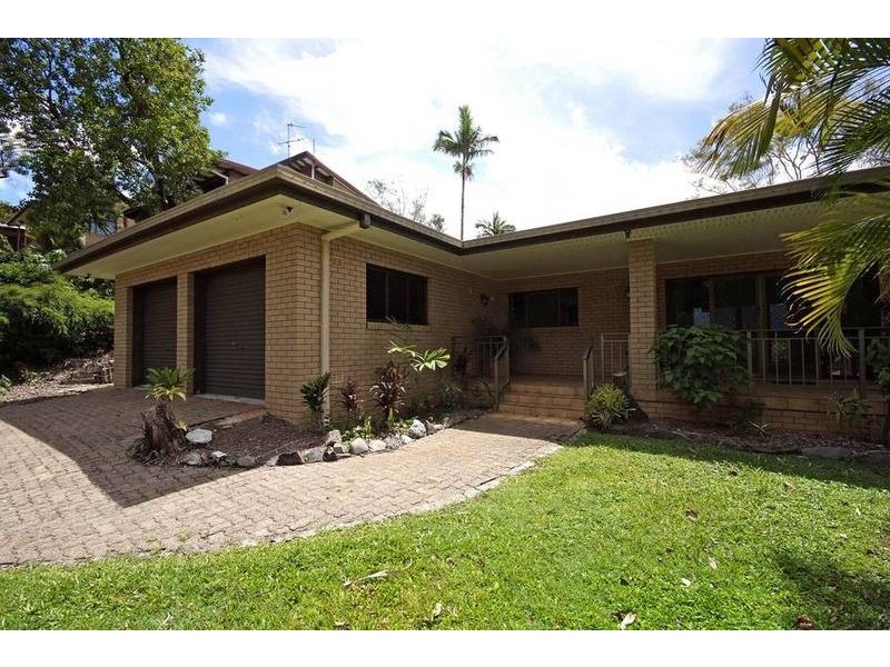 10 Slate Close, Brinsmead QLD 4870