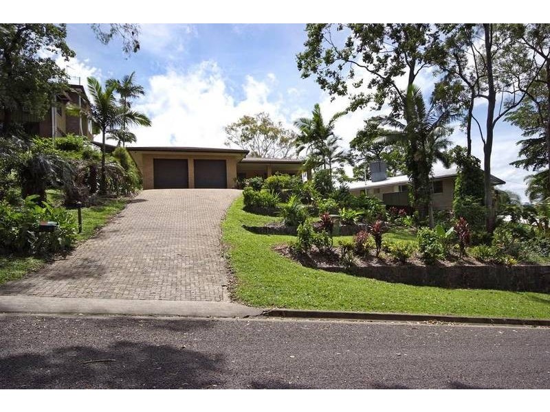 10 Slate Close, Brinsmead QLD 4870