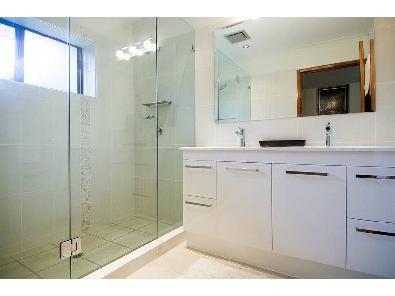 35 Ponticello Street, Whitfield QLD 4870