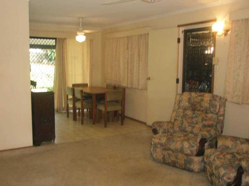 16 Rogers Close, Whitfield QLD 4870