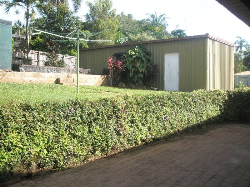 16 Rogers Close, Whitfield QLD 4870