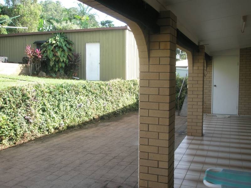 16 Rogers Close, Whitfield QLD 4870