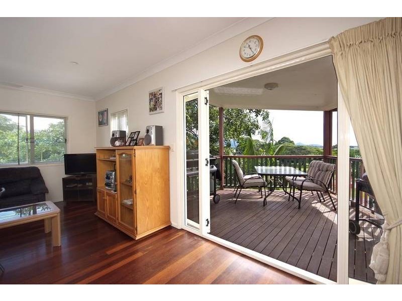 1/253 Kamerunga Rd, Freshwater QLD 4870