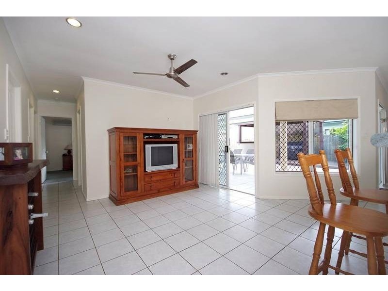 41 Meander Close, Brinsmead QLD 4870