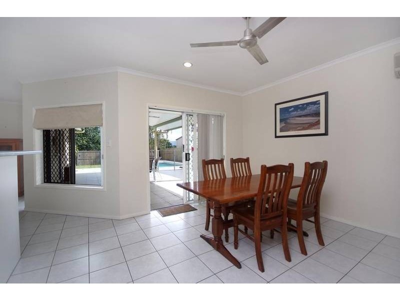 41 Meander Close, Brinsmead QLD 4870