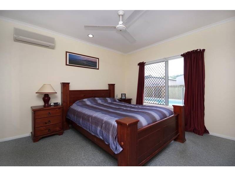 41 Meander Close, Brinsmead QLD 4870