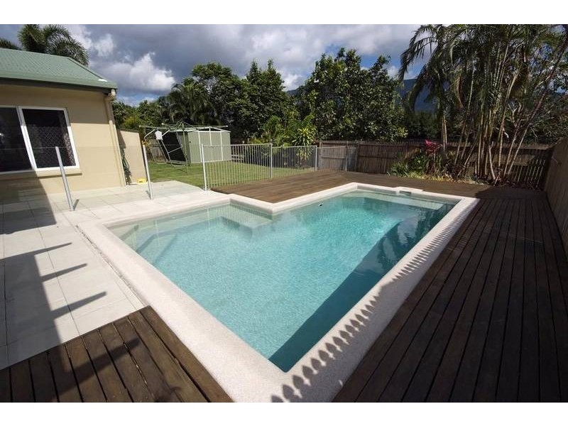 41 Meander Close, Brinsmead QLD 4870