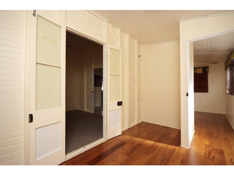 5 Beryl Street, Cairns North QLD 4870