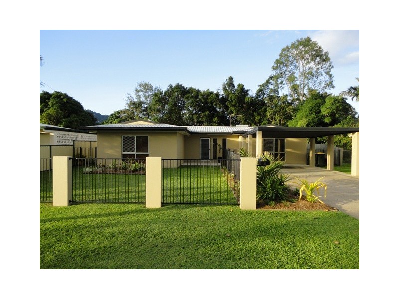 6 Trucano Close, Whitfield QLD 4870