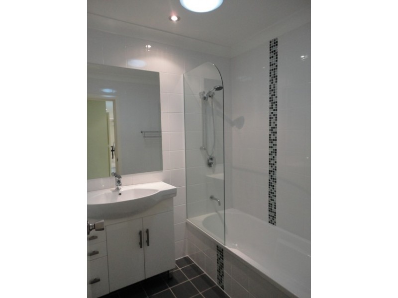 6 Trucano Close, Whitfield QLD 4870