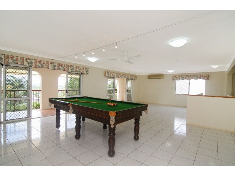 31 Ponticello Street, Whitfield QLD 4870