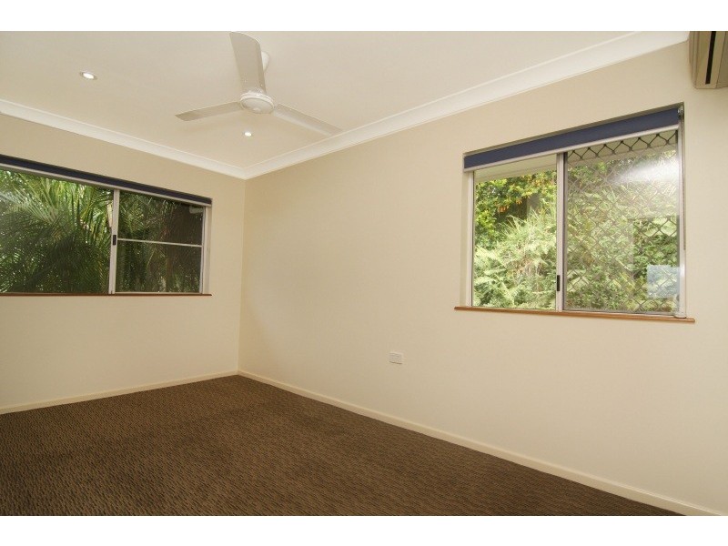31 Ponticello Street, Whitfield QLD 4870