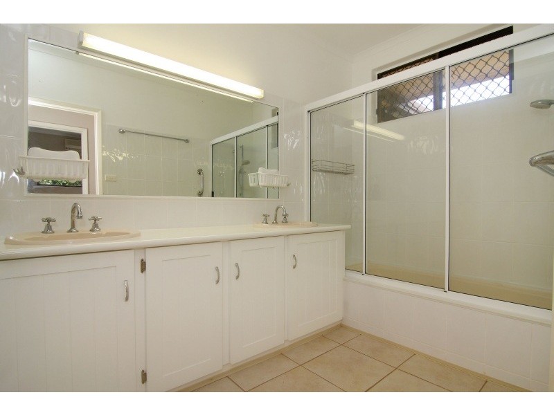 19 Holly Street, Mooroobool QLD 4870