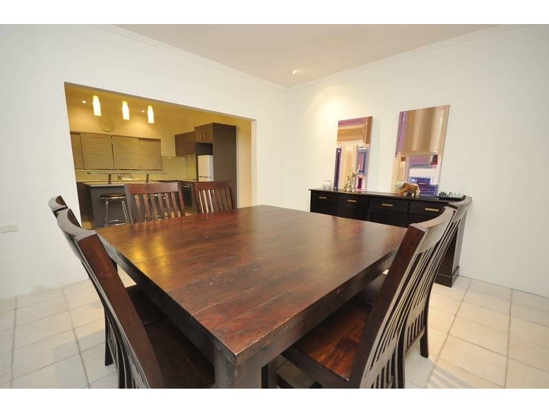 17 Griffiths Street, Manoora QLD 4870