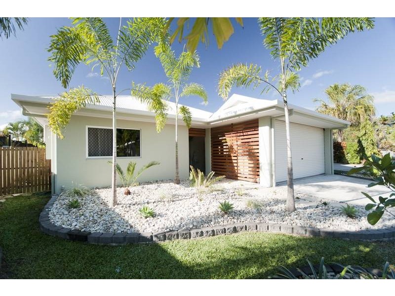 8 Capri Close, Kewarra Beach QLD 4879