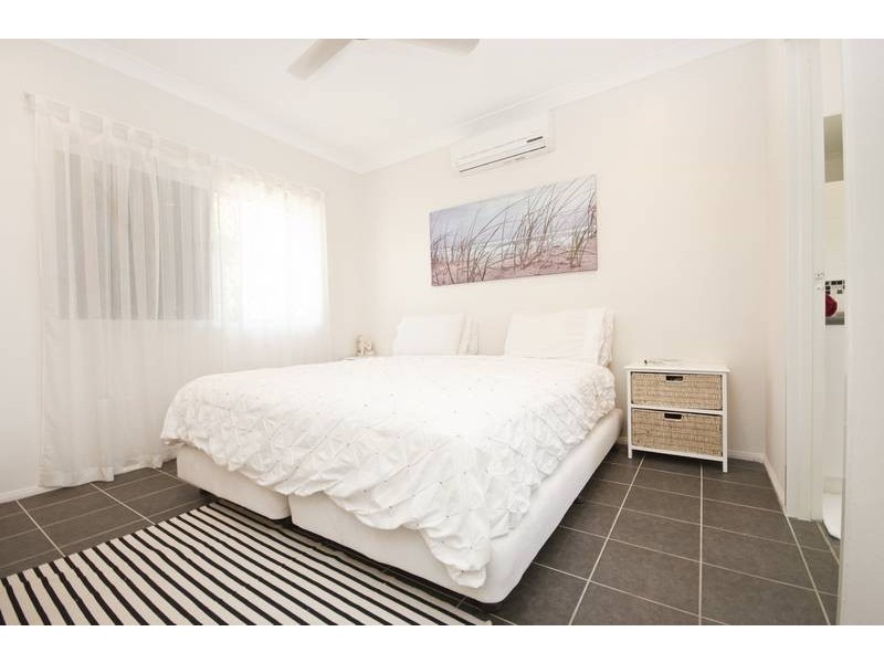 8 Capri Close, Kewarra Beach QLD 4879