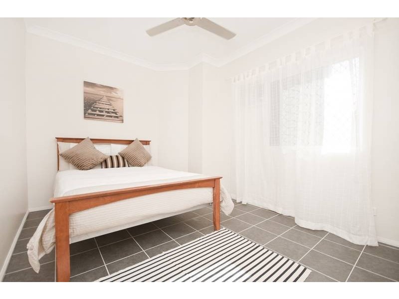 8 Capri Close, Kewarra Beach QLD 4879