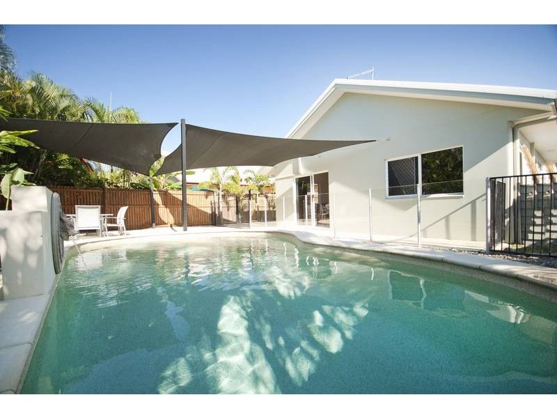 8 Capri Close, Kewarra Beach QLD 4879