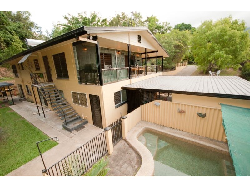 5 Slate Close, Brinsmead QLD 4870