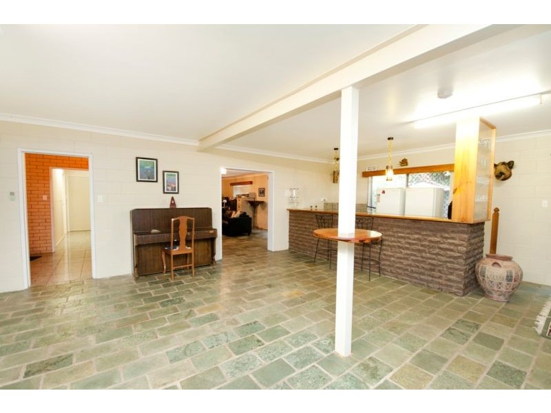 5 Slate Close, Brinsmead QLD 4870
