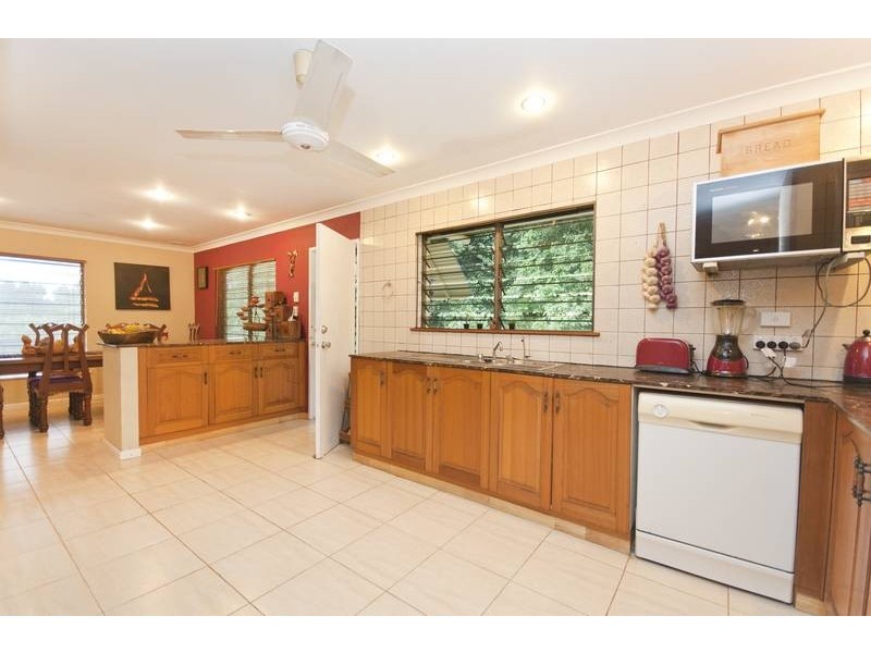 5 Slate Close, Brinsmead QLD 4870