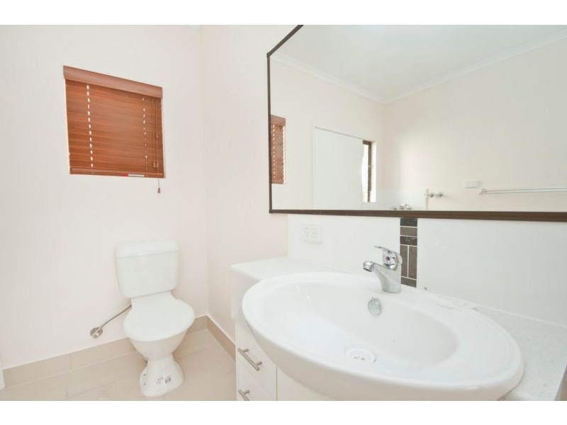 32 Villa Street, Bayview Heights QLD 4868