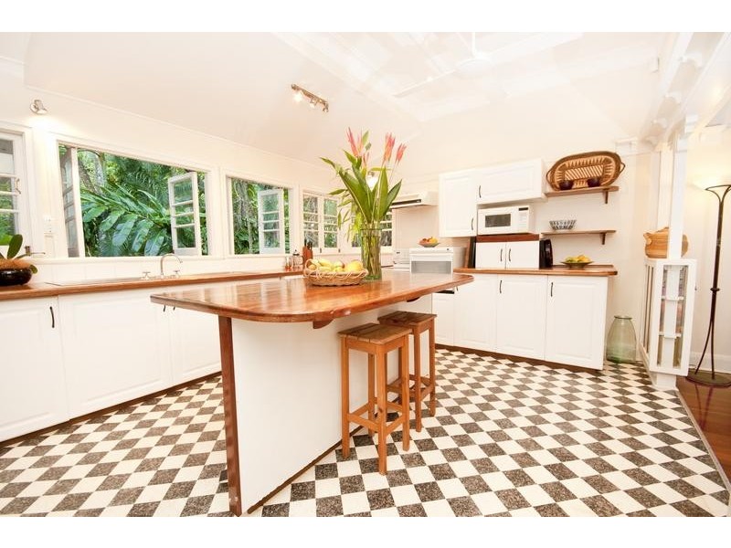 6 Dalrymple Street, Edge Hill QLD 4870