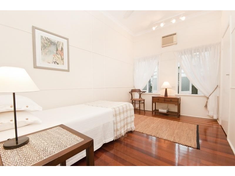 6 Dalrymple Street, Edge Hill QLD 4870