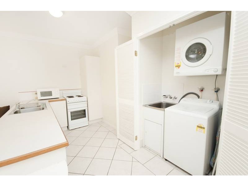 9/184 Gatton Street, Manunda QLD 4870