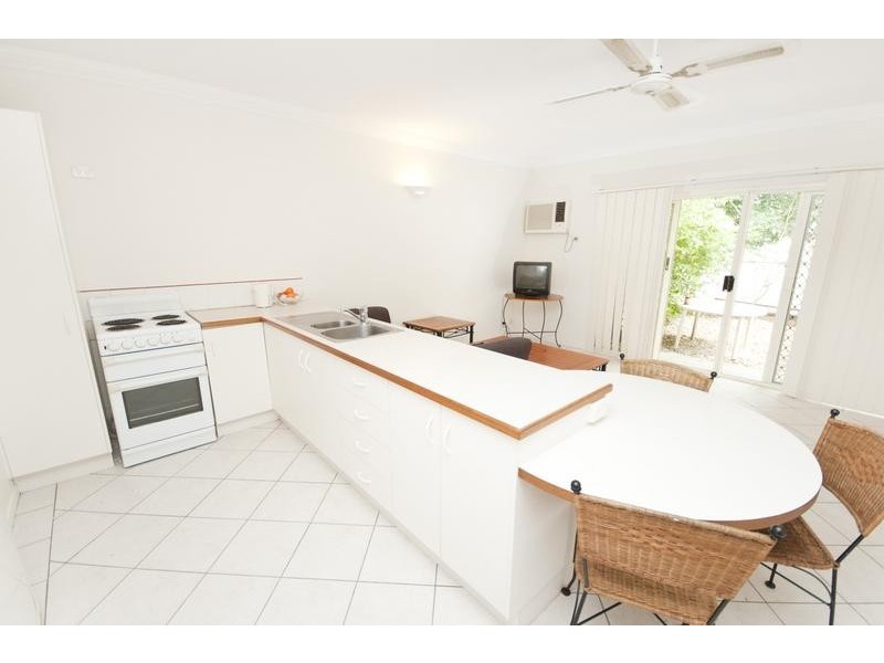 12/184 Gatton Street, Manunda QLD 4870