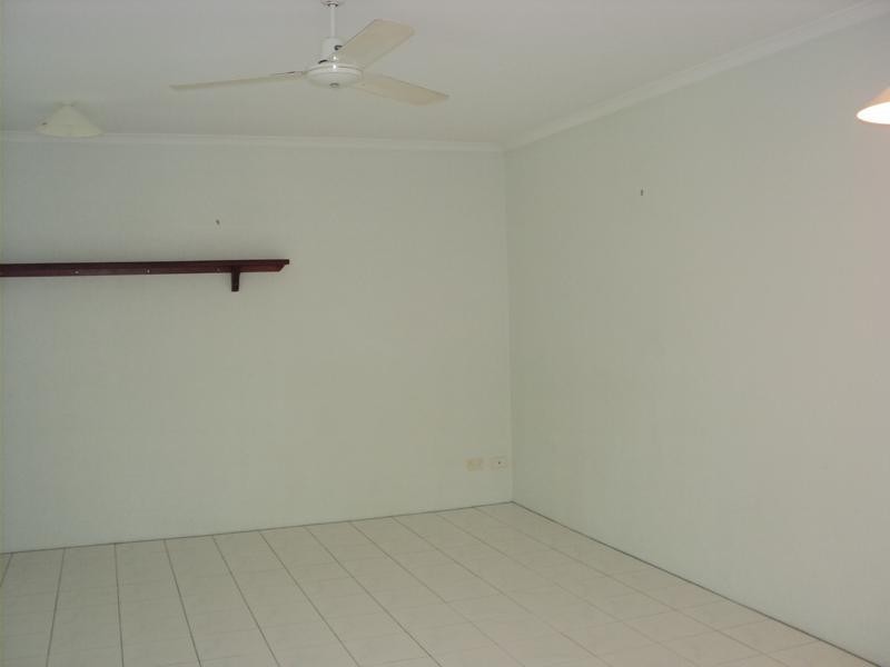 6/150 Pease Street, Manoora QLD 4870