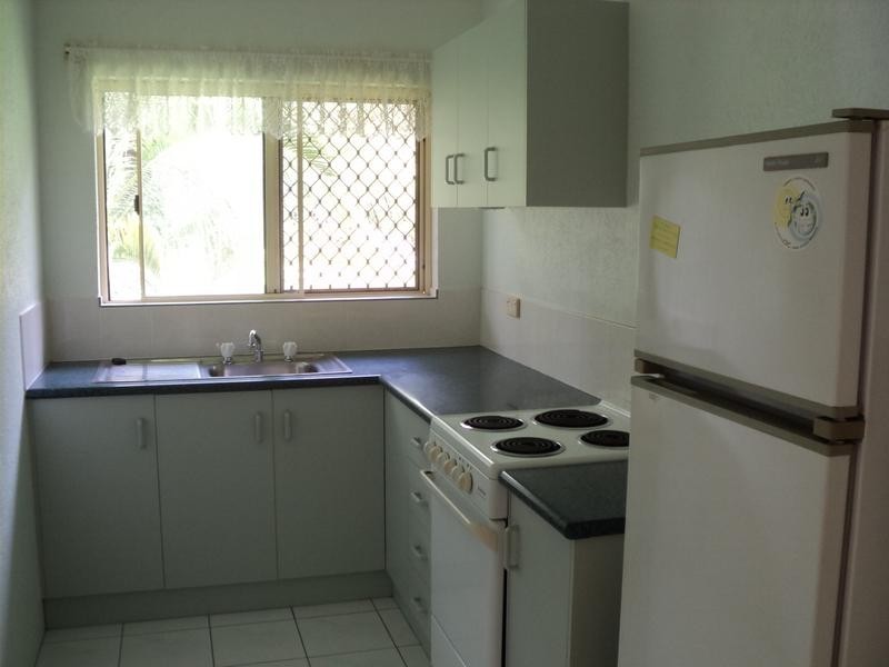 6/150 Pease Street, Manoora QLD 4870