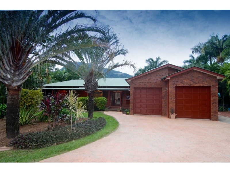 72 Currunda Close, Redlynch QLD 4870
