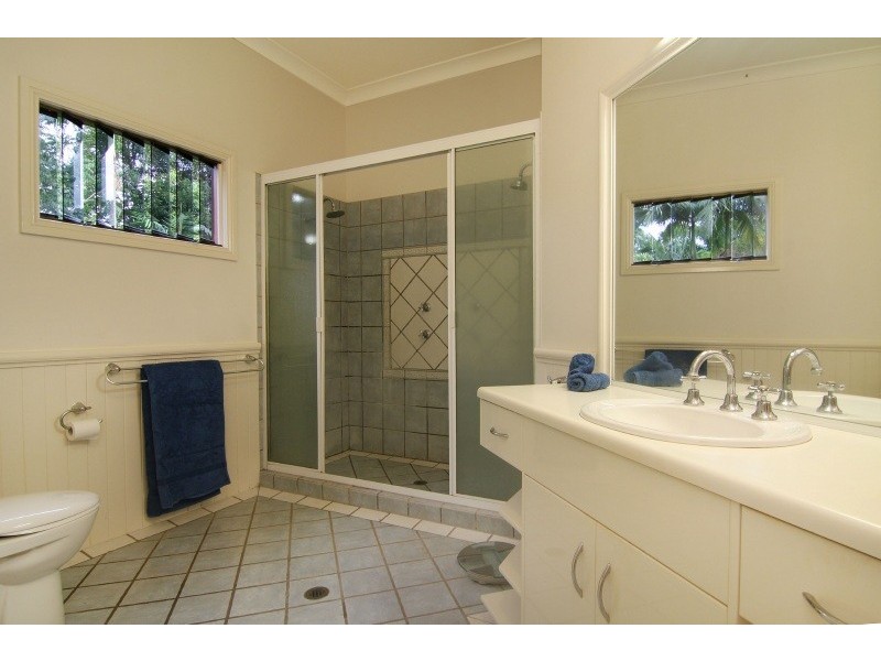 72 Currunda Close, Redlynch QLD 4870