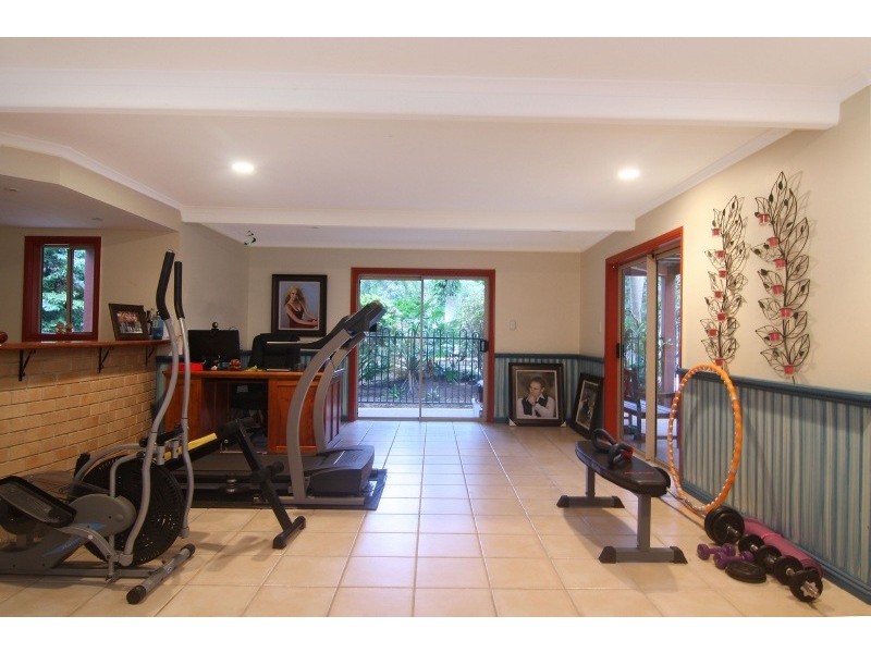 72 Currunda Close, Redlynch QLD 4870