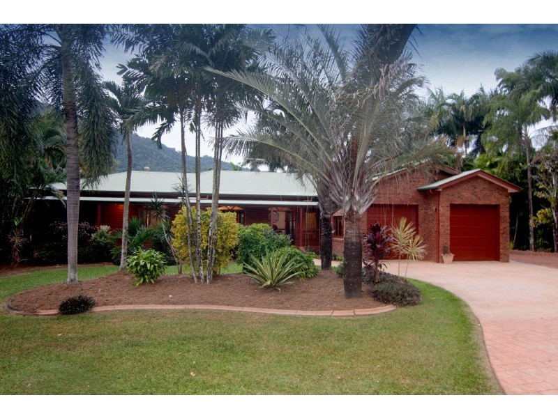 72 Currunda Close, Redlynch QLD 4870