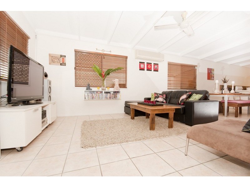 477 Varley Street, Yorkeys Knob QLD 4878