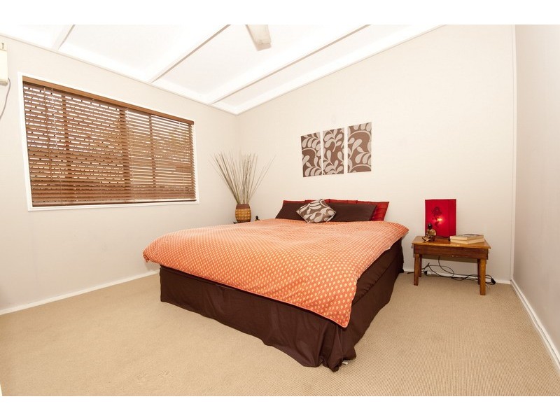 477 Varley Street, Yorkeys Knob QLD 4878