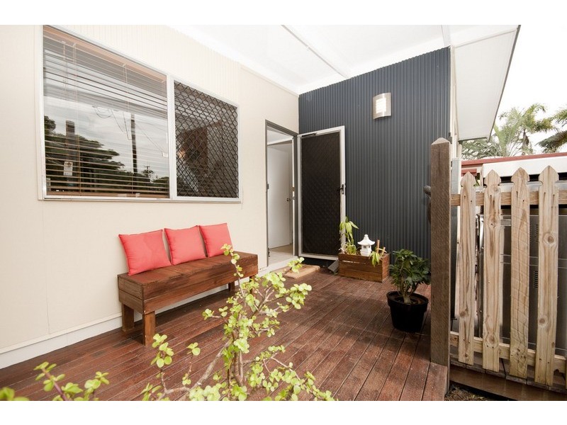 477 Varley Street, Yorkeys Knob QLD 4878