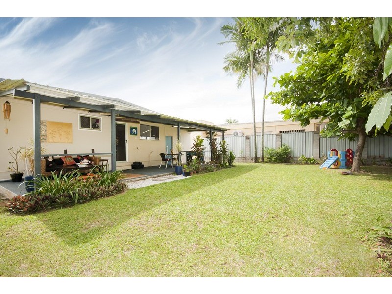 477 Varley Street, Yorkeys Knob QLD 4878