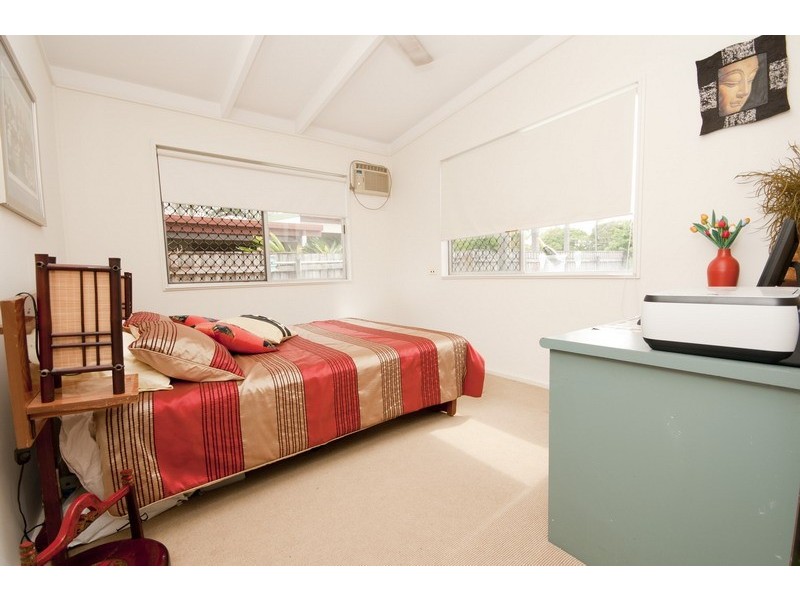 477 Varley Street, Yorkeys Knob QLD 4878