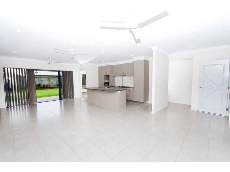 53 Leftwich Street, White Rock QLD 4868