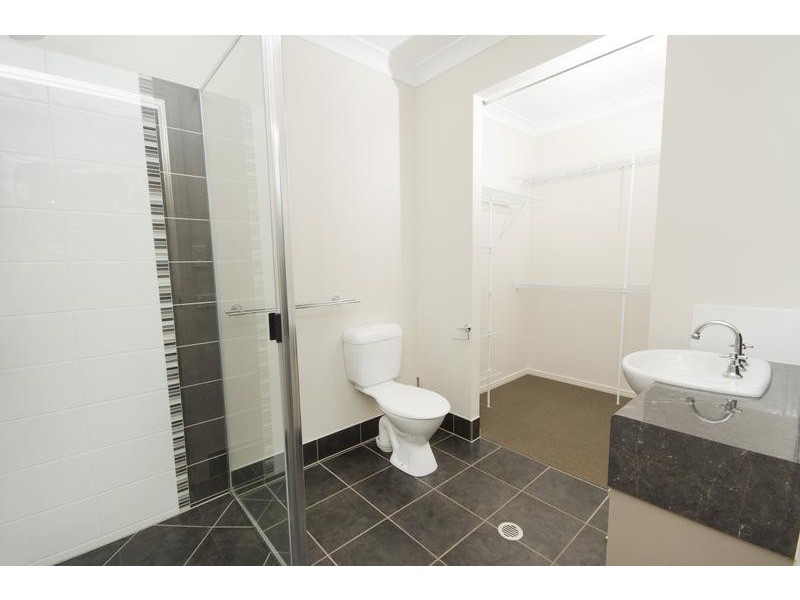 53 Leftwich Street, White Rock QLD 4868