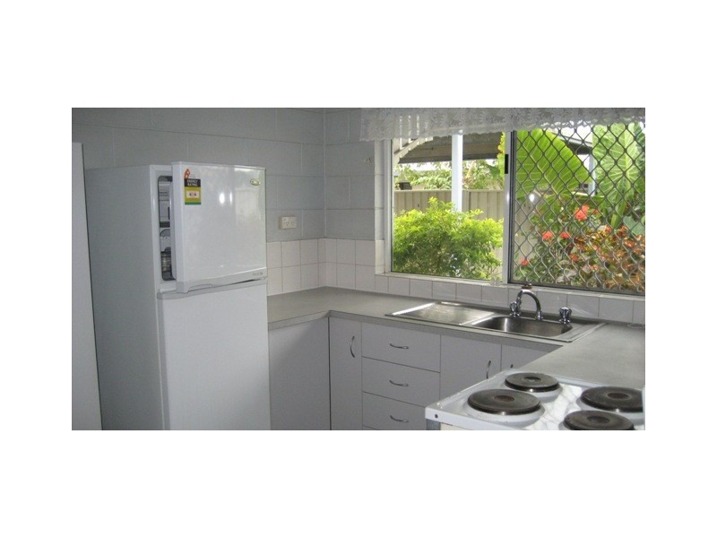 4/5 Nelson Street, Bungalow QLD 4870