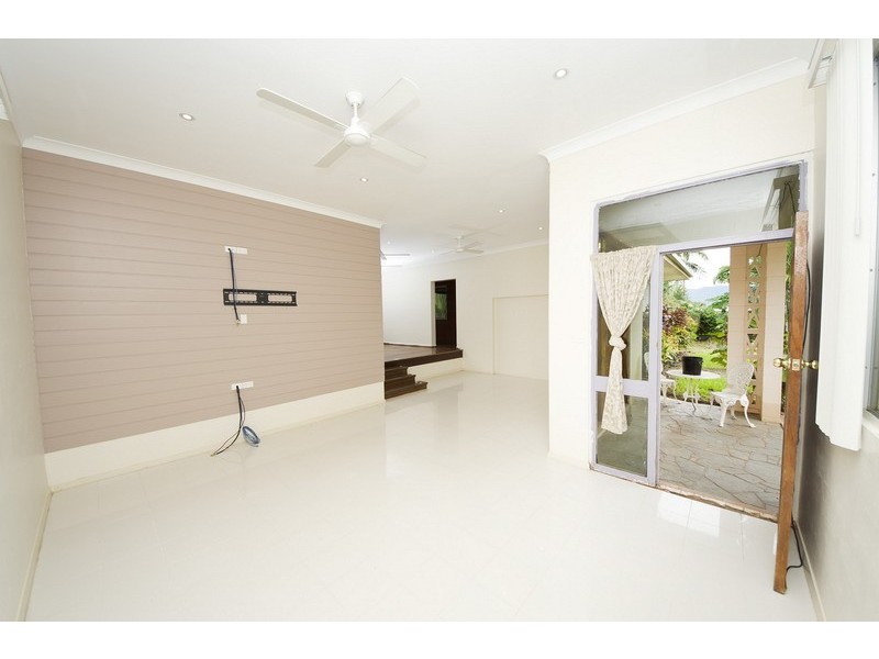 82-84 Toogood Road, Woree QLD 4868