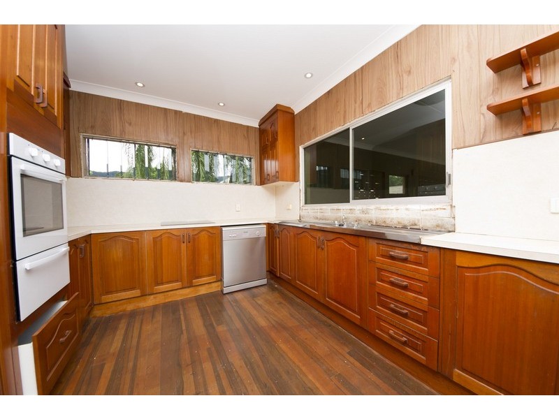 82-84 Toogood Road, Woree QLD 4868